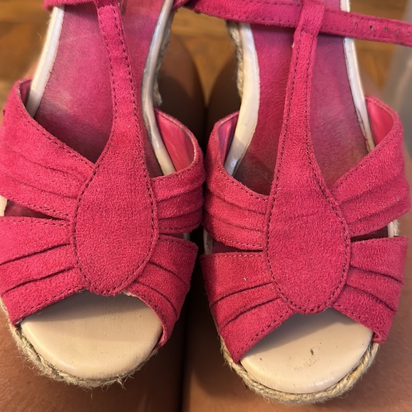 American Eagle Hot Pink Espadrille Wedges - Picture 8 of 8